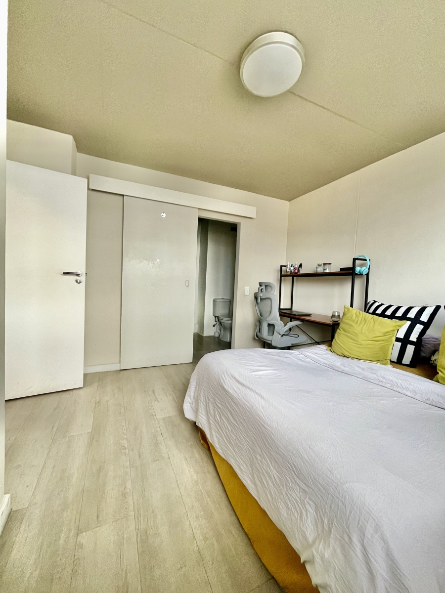 2 Bedroom Property for Sale in Observatory Western Cape